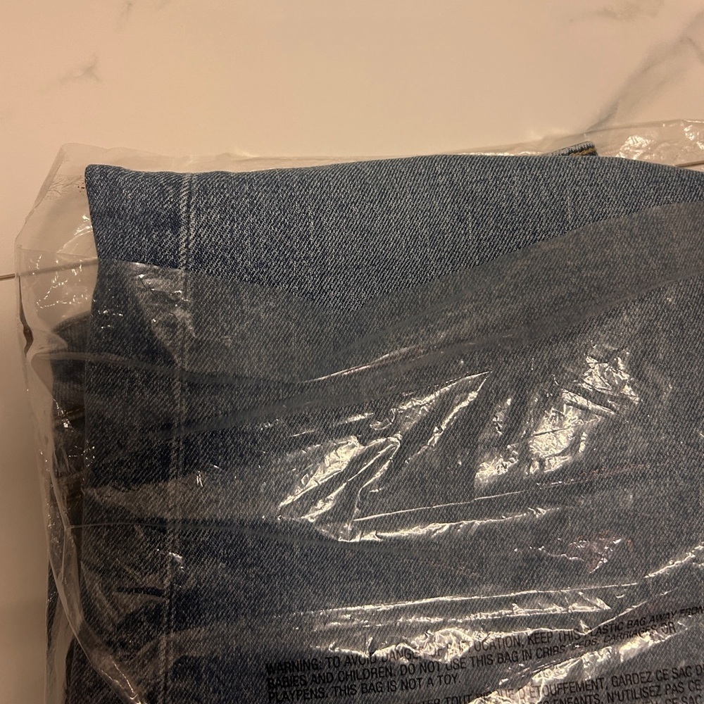 NWT Old Navy Extra High Waisted Wide Leg Jeans Sz 16 Tall, Medium Wash - Picture 10 of 11